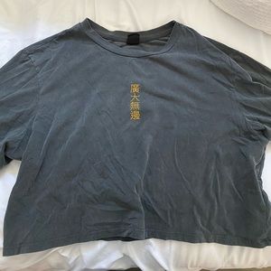 Urban Outfitters Gray Chinese Print Graphic Tee